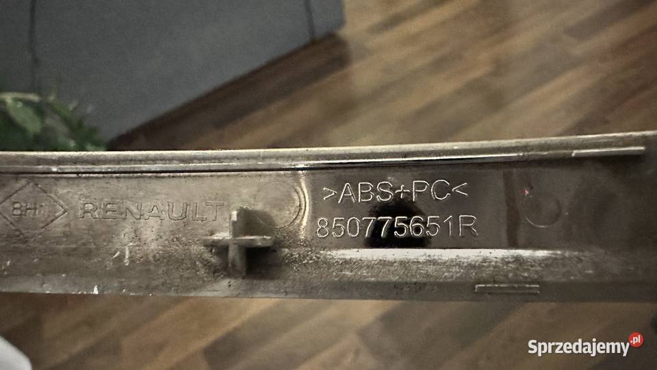 Renault Twingo III Lift Chrom Listwa Zderzaka