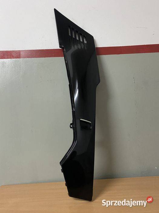 Yamaha FZ 750 700 Bok łyżwa owiewka lewa Poznań