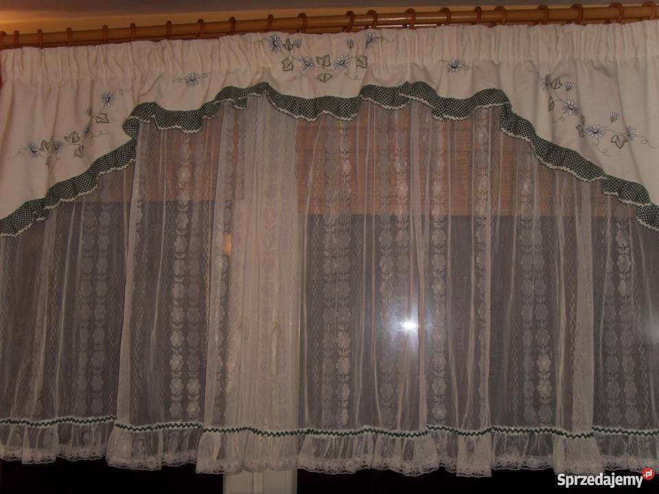 FIRANKA Z FALBANKAMI BIAŁA WYSTRÓJ OKNA WROCŁAW dolnośląskie Wrocław