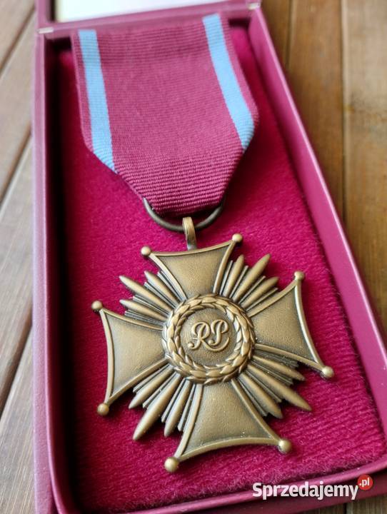Krzyż Zasługi III RP Menniczy Poznań