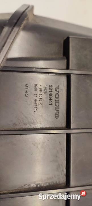 VOLVO XC40 OBUDOWA FILTRA POWIETRZA HYBRID