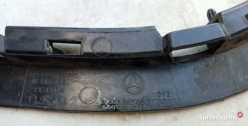Mercedes VKlasa W447 ślizg zderzaka lewy przód Przeźmierowo