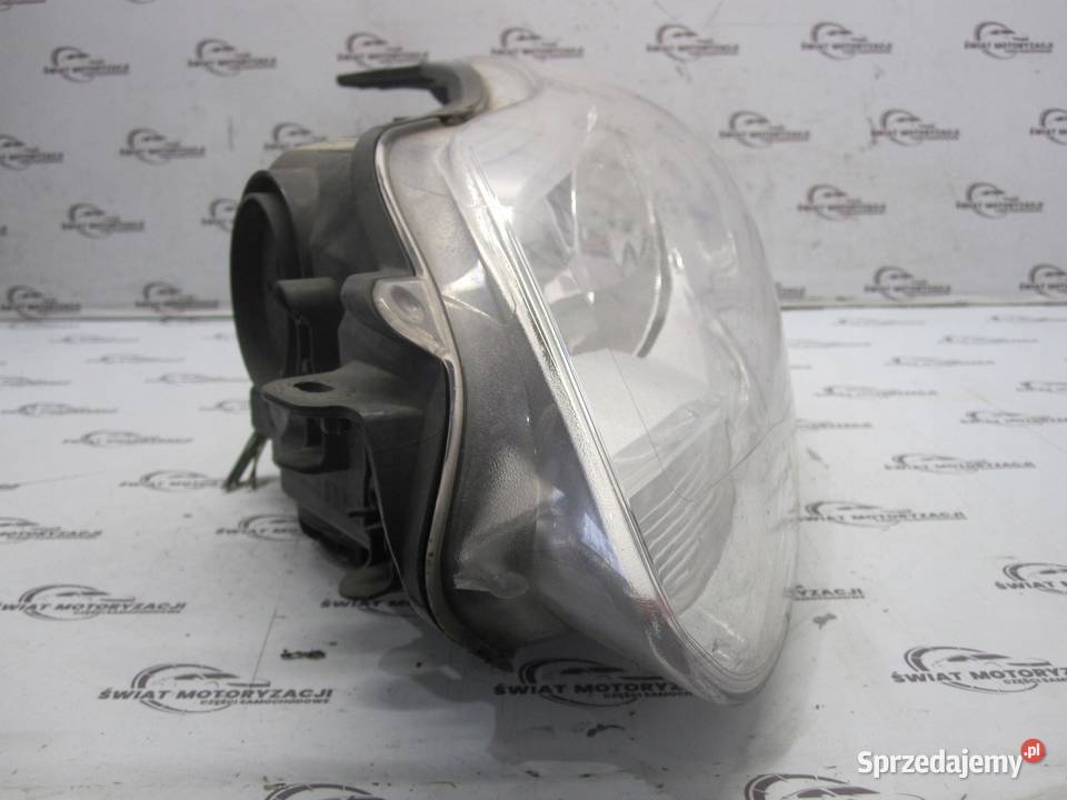 FORD FOCUS MK3 III 13r lampa lewa przód osobowe świętokrzyskie