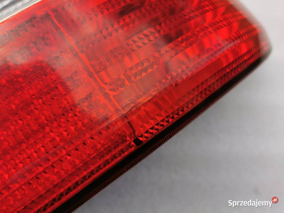 Lampa Prawy Tył Tylna Prawa Volvo S40 Sedan Lift Oświetlenie Wyszków