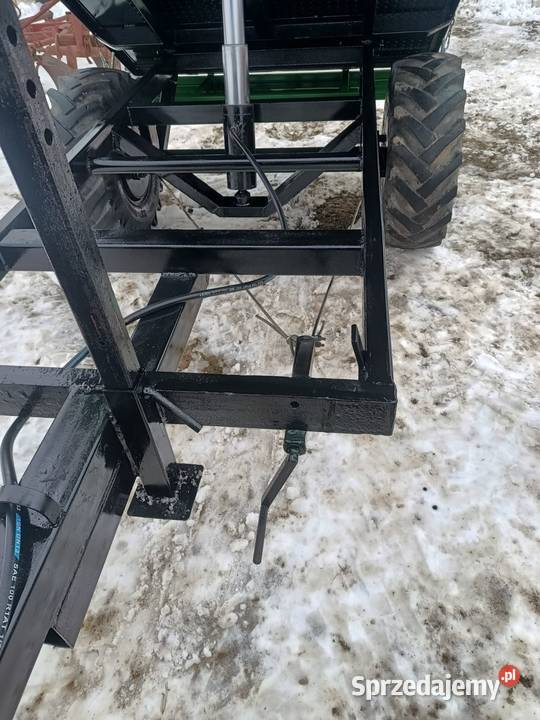 Przyczepa z kiprem małopolskie Ciężkowice