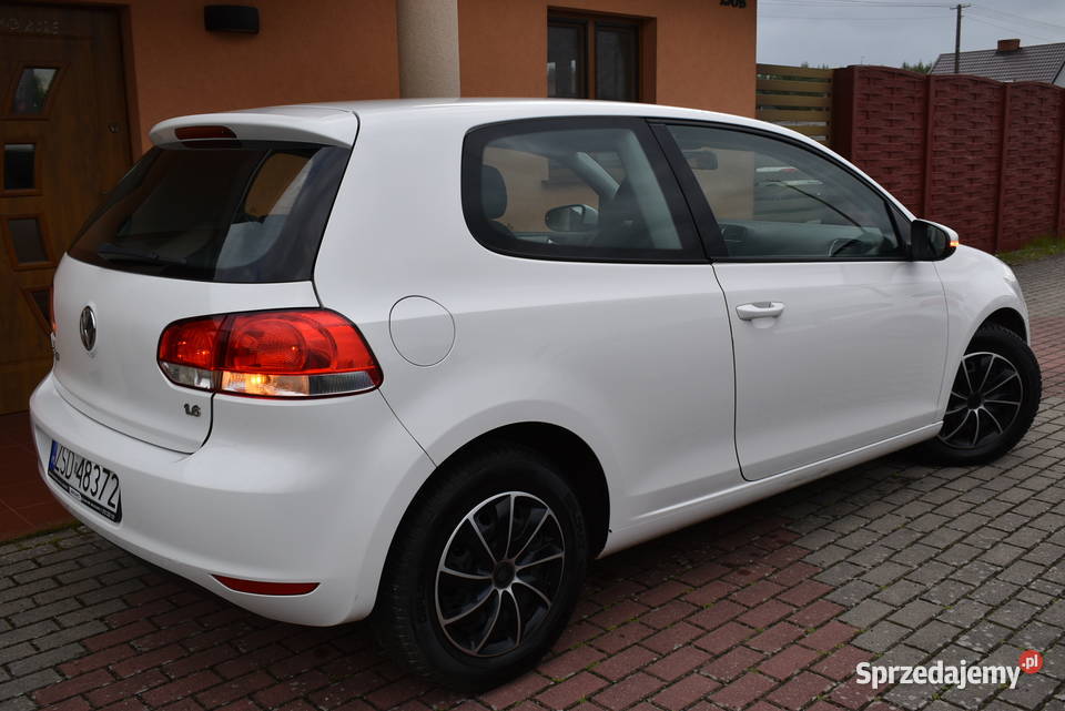 AUTOMAT 16 MPI 3DRZWI KLIMATYZACJA SZYBERDACH Rok produkcji 2009 Moczyłki