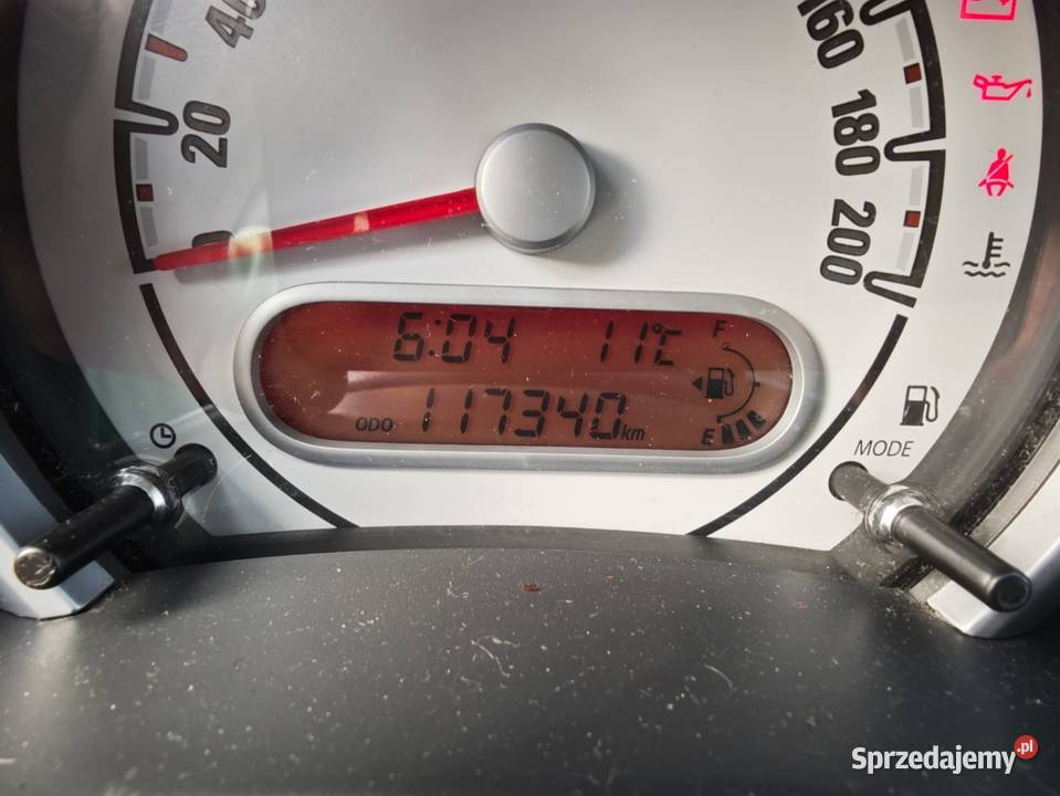 Opel Agila 12 benzyna mały przebieg