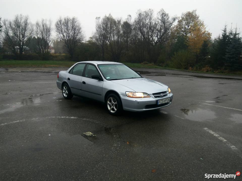 Honda Accord DX wersja USA 23 z LPG podkarpackie Sietesz