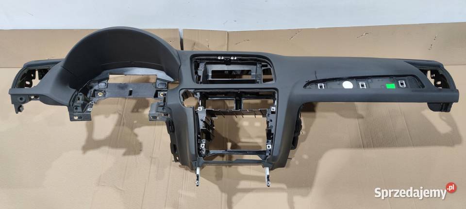 DESKA KONSOLA KOKPIT AUDI Q5 8R 8R1857041F 24A śląskie Przystajń sprzedam