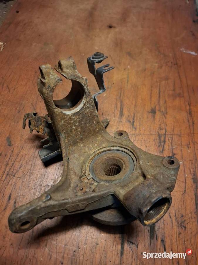 Zwrotnica piasta prawa prawy przód Citroen C5 I Części samochodowe sprzedam
