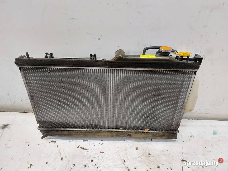 Subaru WRX STI 2015r pas przedni belka osobowe