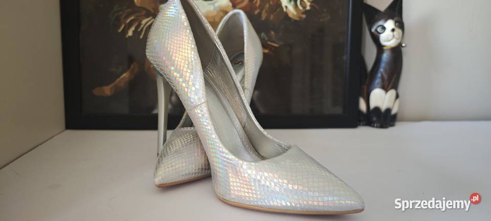 Buty na obcasie Czółenka