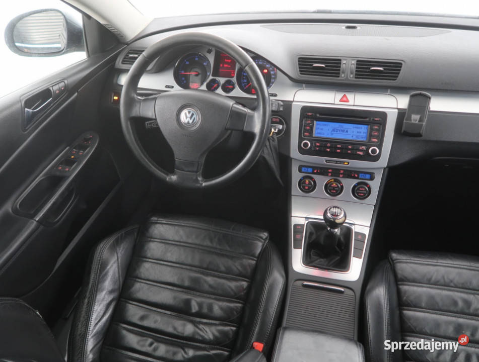 VW Passat 20 TDI radio dolnośląskie