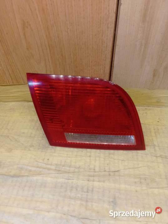 AUDI A3 8P4 LAMPA LEWA TYŁ TYLNA W KLAPĘ Lewe Międzychód