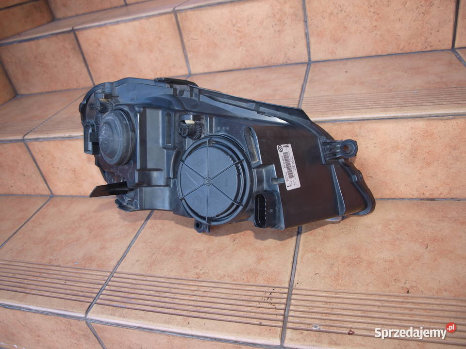VW Polo lampa lewa przód 2005 2009r europa