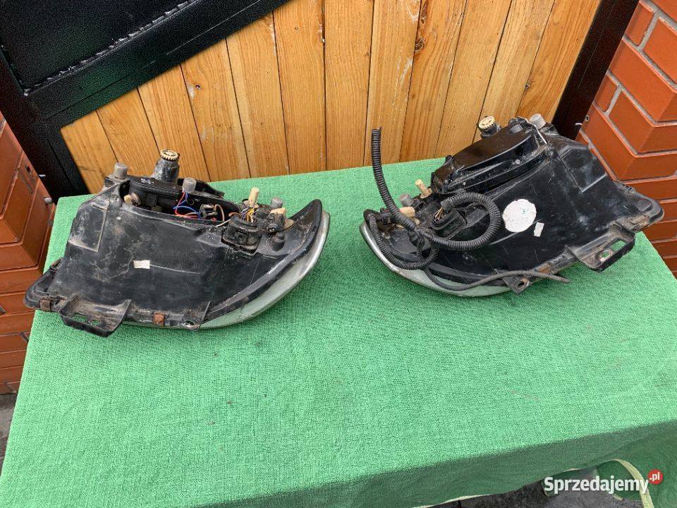 LAMPA SEAT IBIZA lewy przód świętokrzyskie Włoszczowa sprzedam