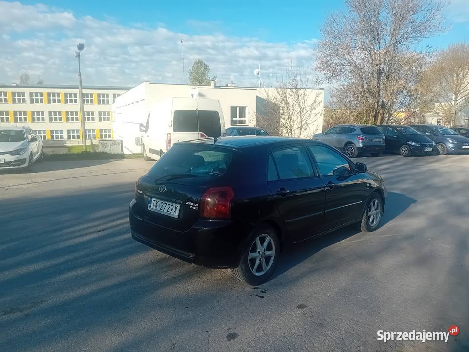 Toyota corolla 20 d4d 116 czarna sprawna 5 drzwi