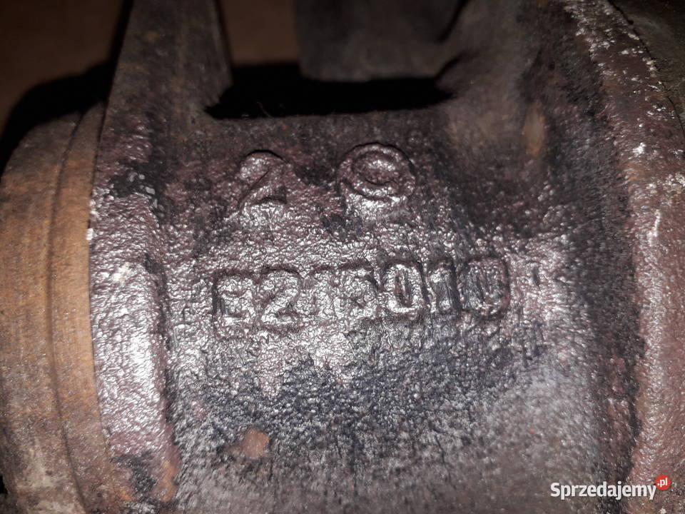 Rozrusznik traktor ursus ferguson 8215010 Części do maszyn budowlanych Częstochowa sprzedam