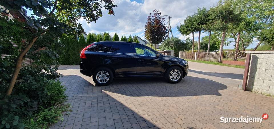 Volvo XC60 2017 r D3 czarne skóry kamera sprzedam