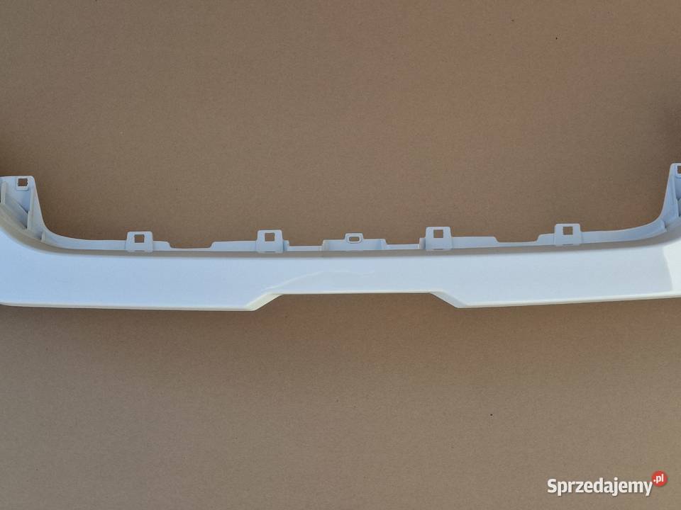 IVECO DAILY 2024 LISTWA ATRAPA BLENDA GRILL Bieleń