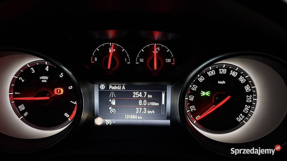 Opel Astra K 16 200 opony i bagazniki lakier metallic Kowary