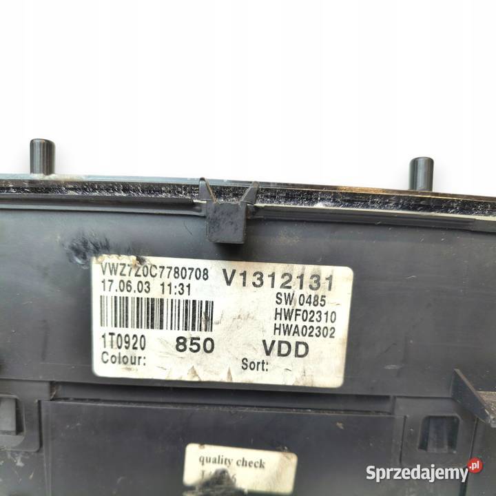 LICZNIK ZEGARY 1T0920850 VW Touran 12 14 TSI 16