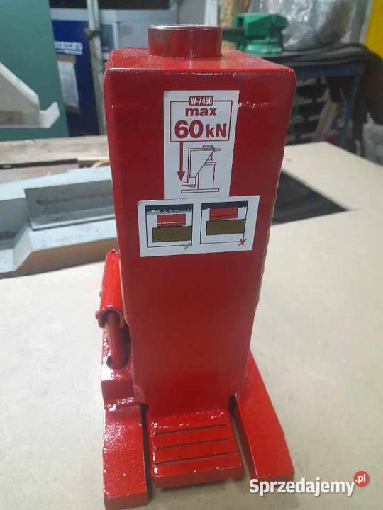 Podnośnik hydrauliczny z boczną stopą Łazy