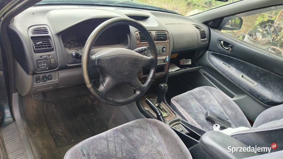 Mitsubishi Galant 25 V6 2000r w calosci na Rok produkcji 2000 lubelskie