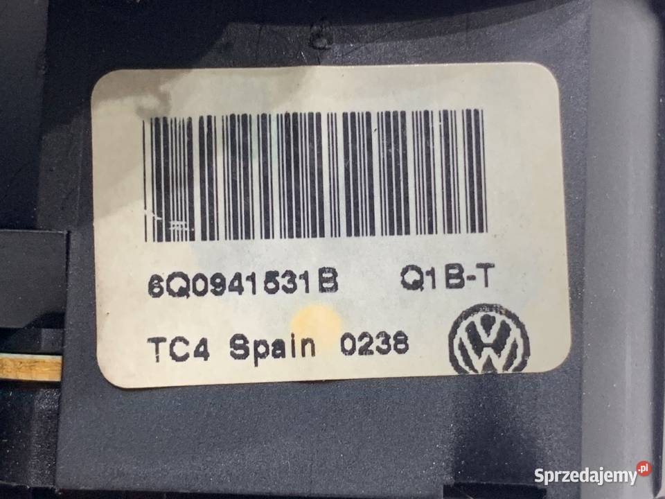 WŁĄCZNIK ŚWIATEŁ VW POLO IV 9N 6Q0941531B 0114