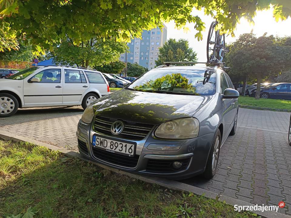 Zdrowy Golf 5 Variant isofix