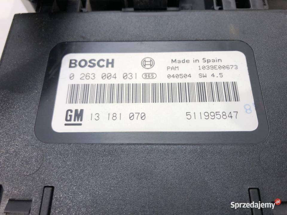 SKRZYNKA BEZPIECZNIKÓW OPEL ASTRA H 13145020 Skrzynki bezpieczników sprzedam