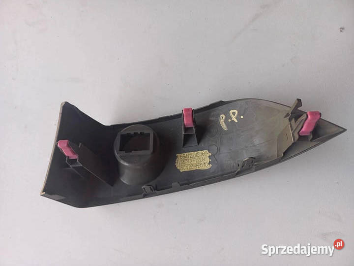 OSŁONA BOCZNA RADIA PRAWA 5541242060 TOYOTA RAV4 Części samochodowe Kielce