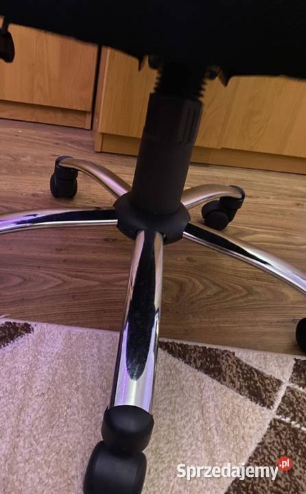 Fotel biurowy obrotowy Olsztyn