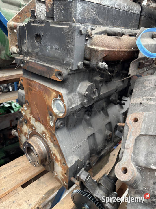 Massey Ferguson 7618 Silnik CZĘŚCI 453084168 wielkopolskie Jastrzębniki sprzedam