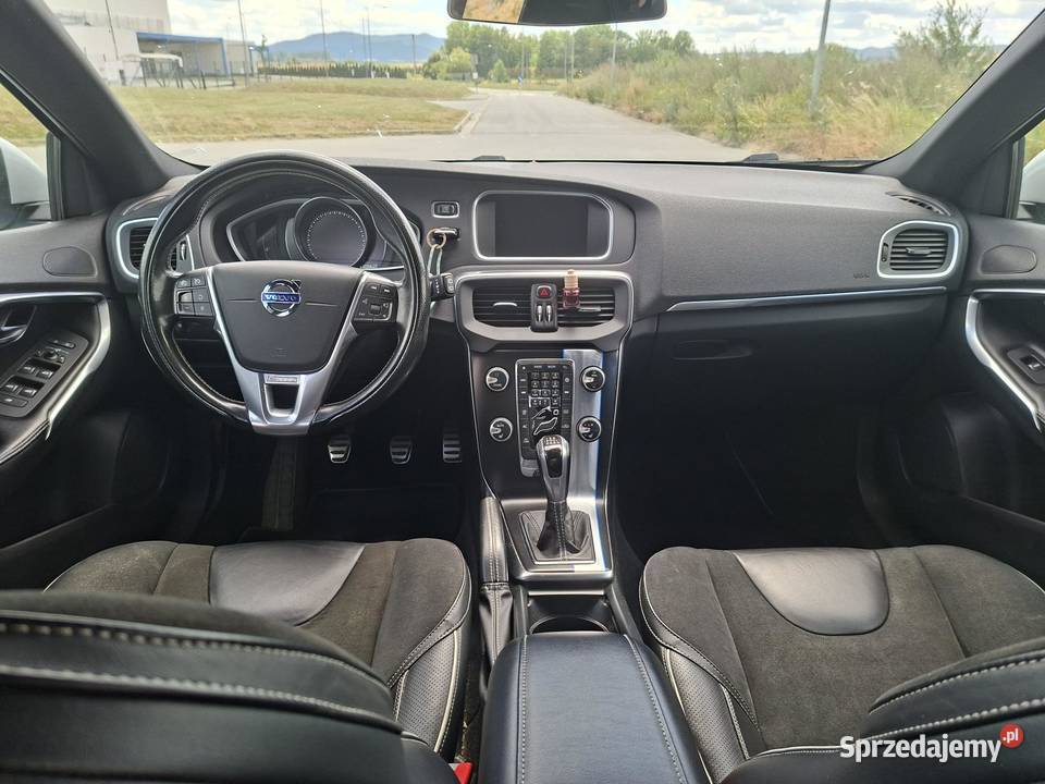 Volvo V40 D2 DriveE RDesign Momentum 120KM dolnośląskie Ząbkowice Śląskie