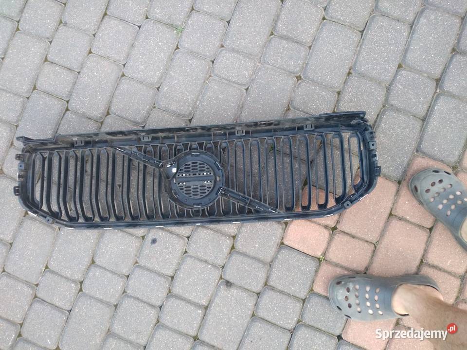 GRILL GRIL ATRAPA VOLVO XC 40 Białystok sprzedam