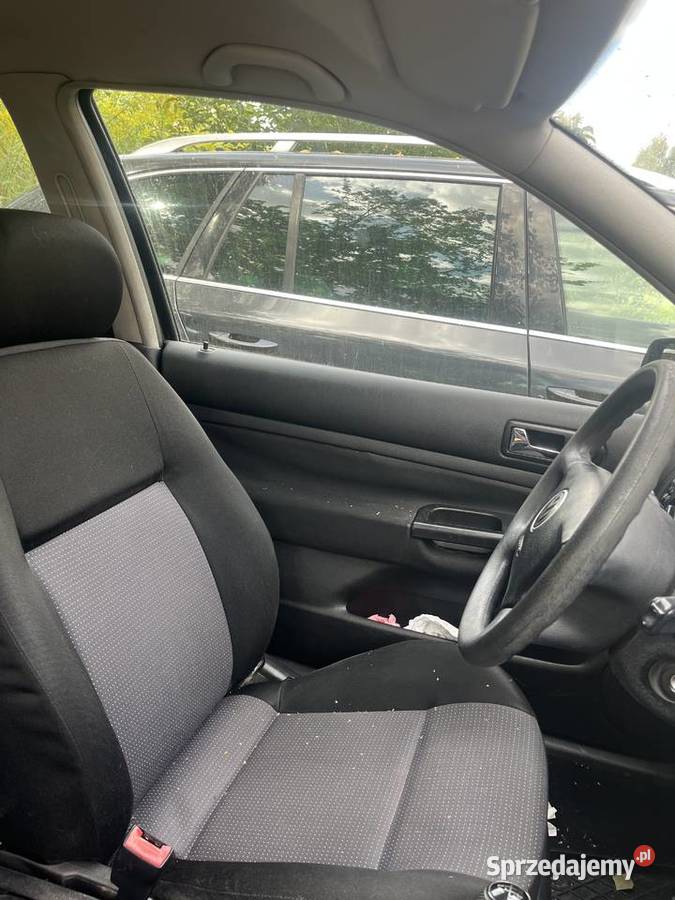 Volkswagen Golf 4 14 hatchback na części małopolskie
