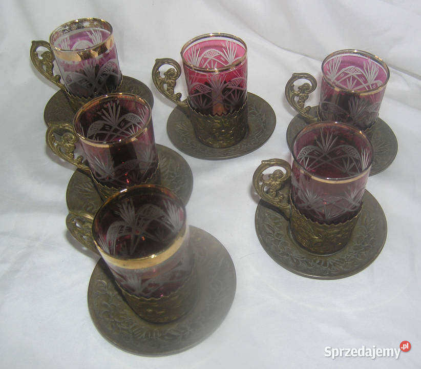 komplet szklanek w mosiężnych koszyczkach Porcelana i szkło