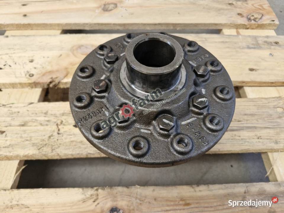 Tylny mechanizm różnicowy John Deere 5065 5100 Skrzynia biegów Byków sprzedam