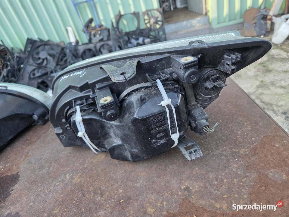 Lampy przednie Ford Focus MK2 mazowieckie Łagów