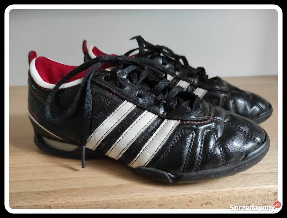 ADIDAS buty sportowe halówki do piłki nożnej 33 Płock