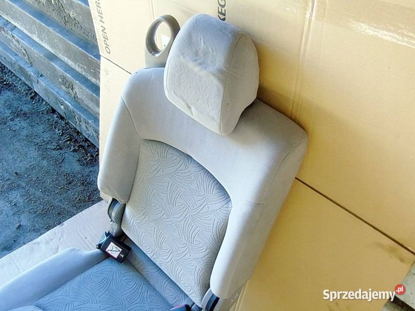 FOTEL TYŁ PRAWY NISSAN ALMERA TINO 2002 22 DI