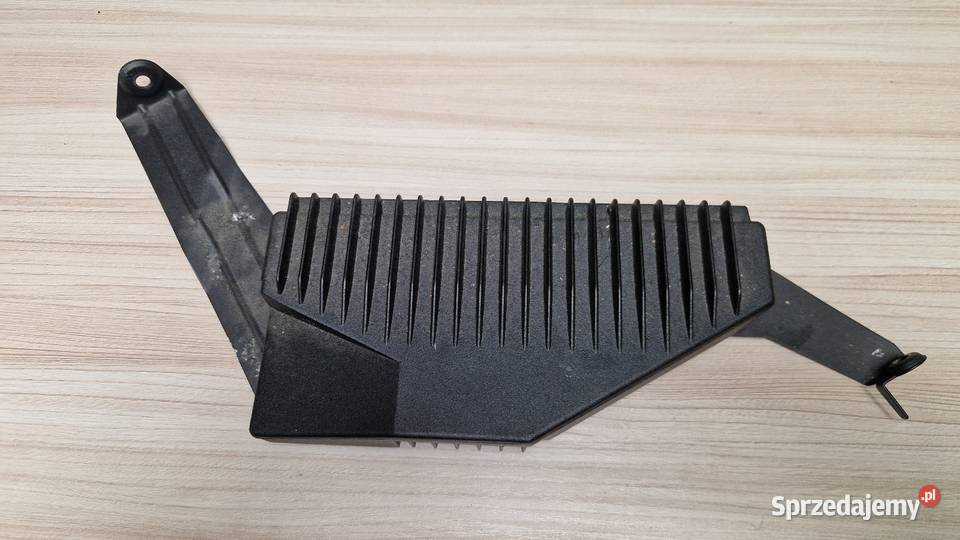 Wzmacniacz Volvo V70ll S60l S80l żółta naklejka Wąsosz