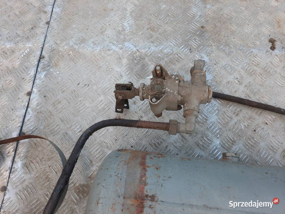 Zestaw pneumatyki Ursus C330 M pneumatyka C330 Pozostałe małopolskie sprzedam