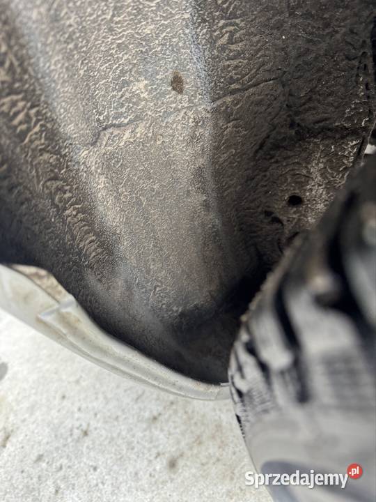 Toyota yaris 13 B grama rdzy 4/5 Tarnów