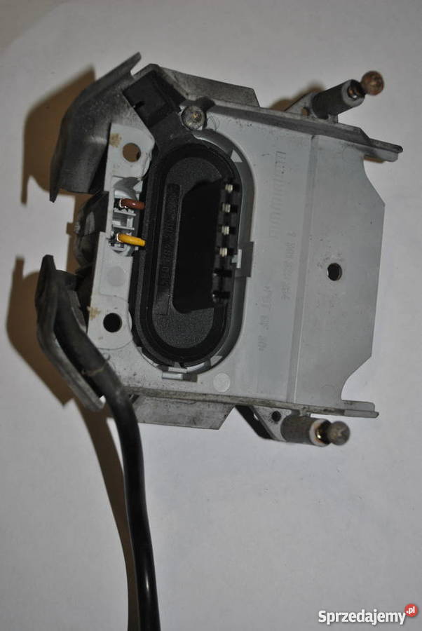 Uchwyt sterownika świateł ksenonowych kabel Poręba