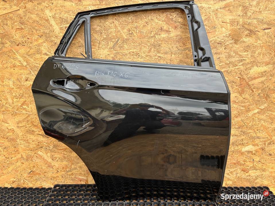 BMW F16 x6 DRZWI TYŁ TYLNIE PRAWE PRAWY Słowikowo