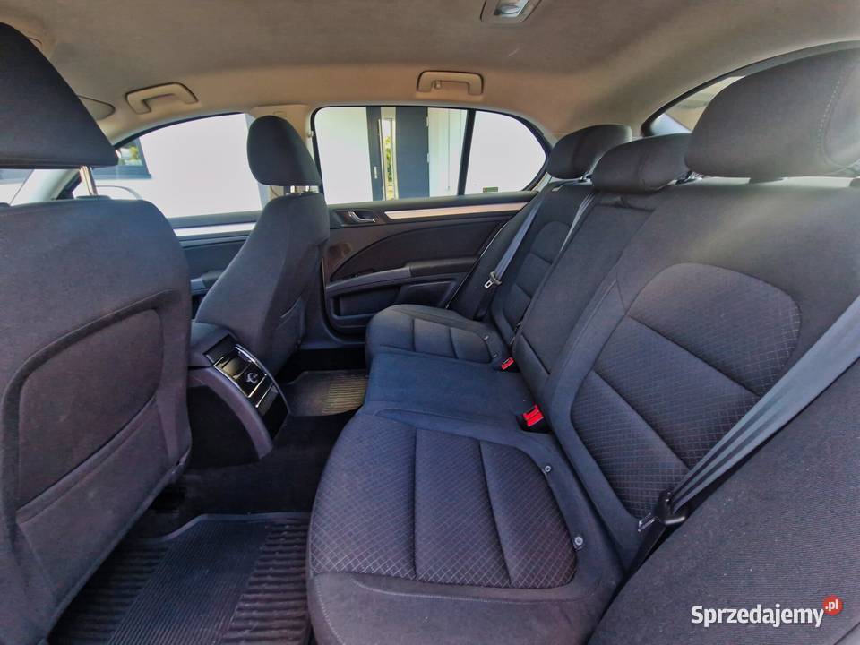 Skoda Superb 18 TSI Ambition światła przeciwmgielne Borówno
