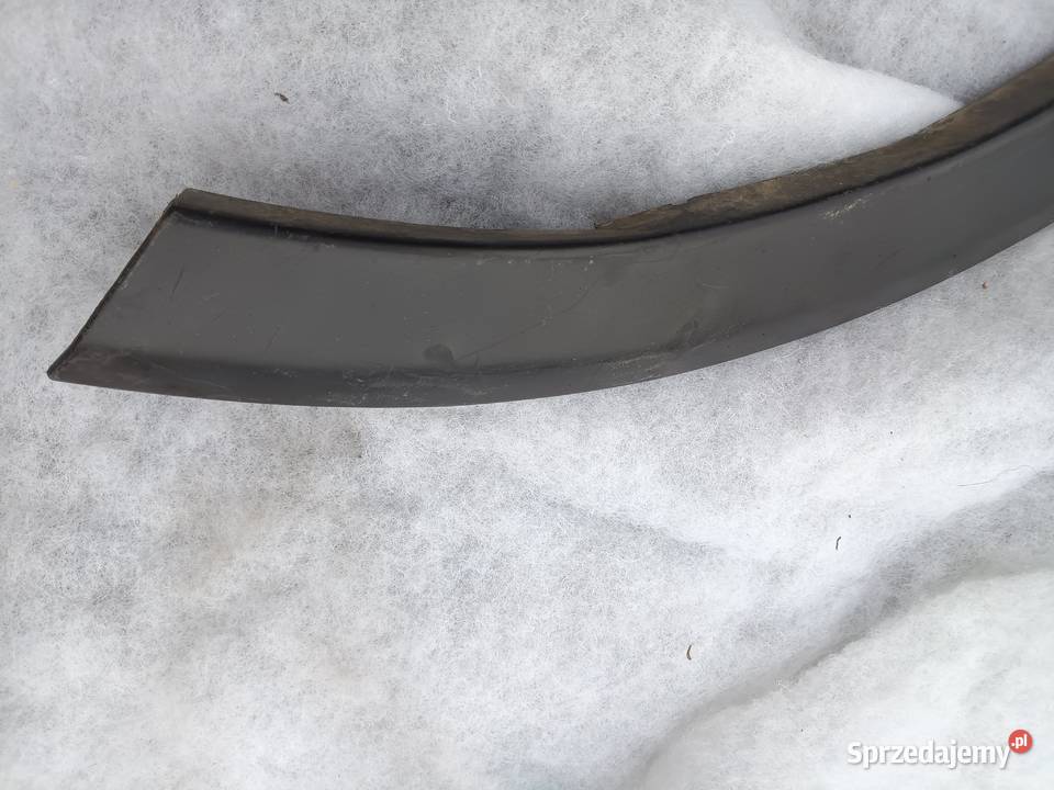 Suzuki SX4 7721179j0r listwa błotnika prawa