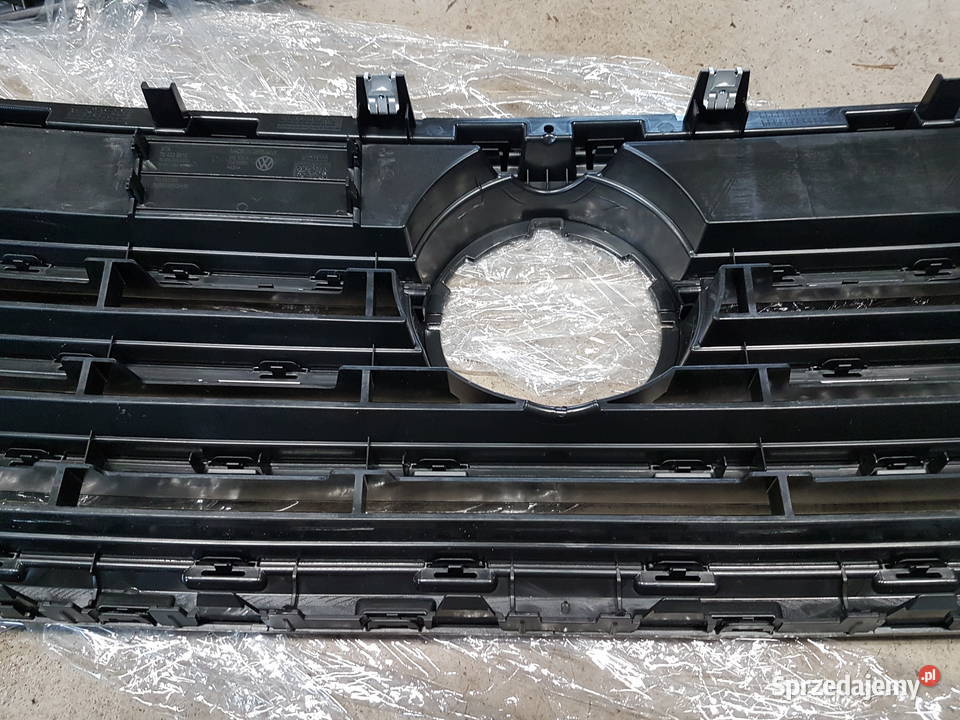 VW TOUAREG III R LINE ATRAPA GRILL 760853696 Rok produkcji 2021 sprzedam